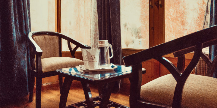 Room-table